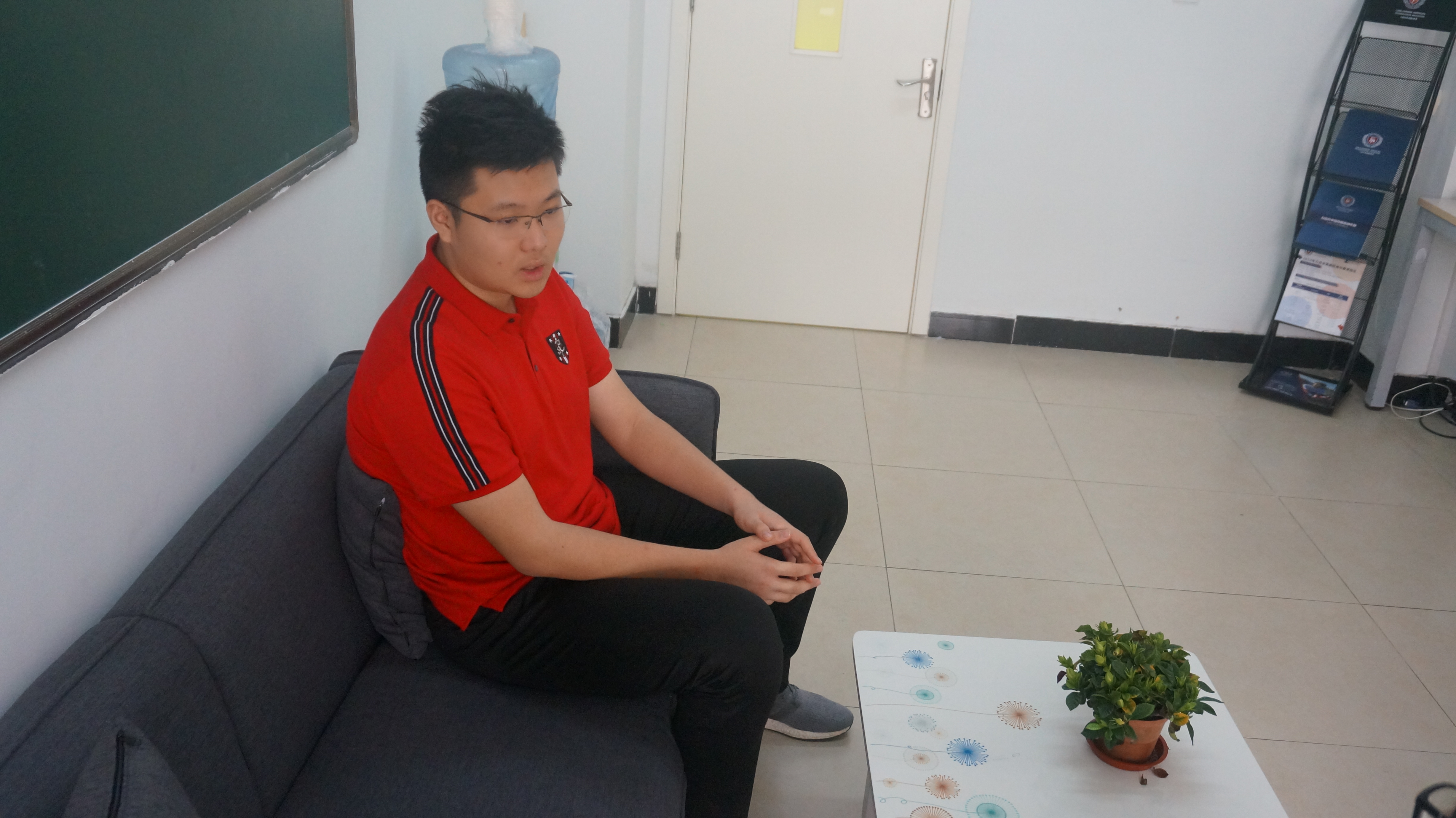 力邁，力邁中美，力邁學(xué)校