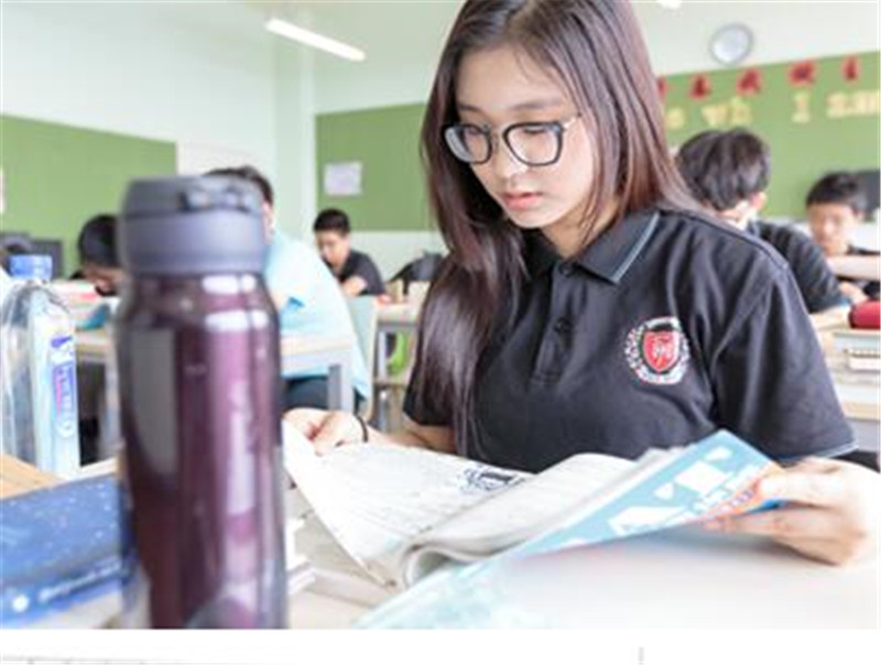 國際學(xué)校畢業(yè)留學(xué)申請美國計(jì)算機(jī)專業(yè)簡介(圖1)
