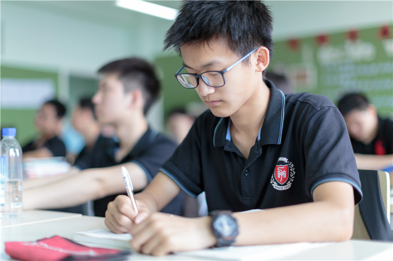 就讀國際學(xué)校學(xué)習(xí)國際課程，沒有北京學(xué)籍有什么影響?