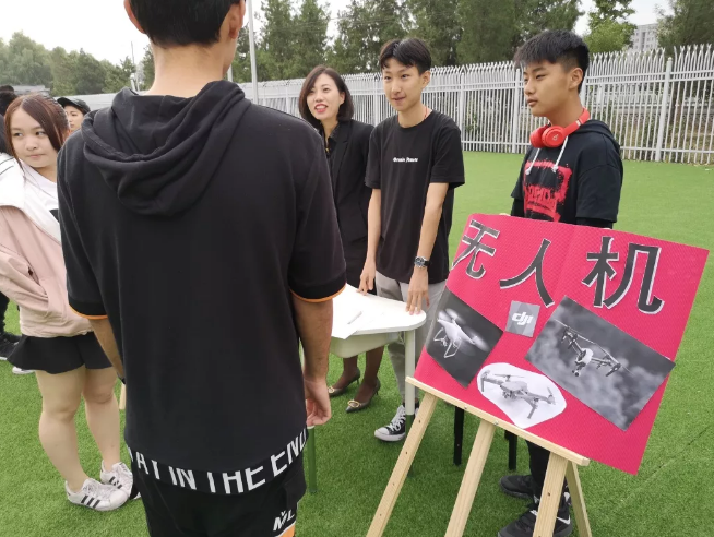 力邁中美國際學校高中校區(qū)·社團納新活動