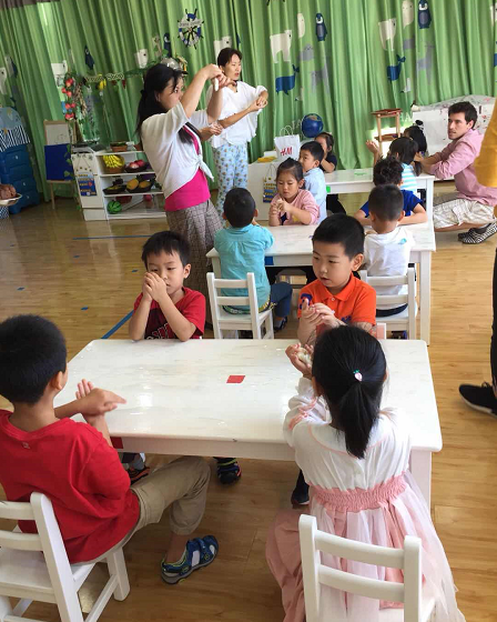 力邁中美幼兒園中秋體驗活動“傳承傳統(tǒng)，樂享中秋“(圖3)