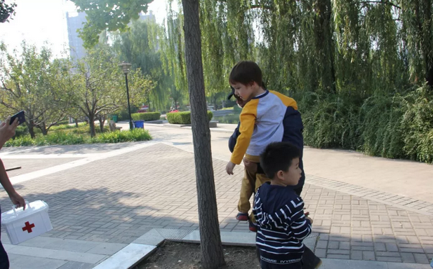 十一快到了！力邁幼兒園提醒家長如何嚴(yán)防孩子被“拐騙”