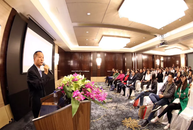 力邁中美國(guó)際學(xué)校校長(zhǎng)劉學(xué)言：如何選對(duì)一所國(guó)際學(xué)校？