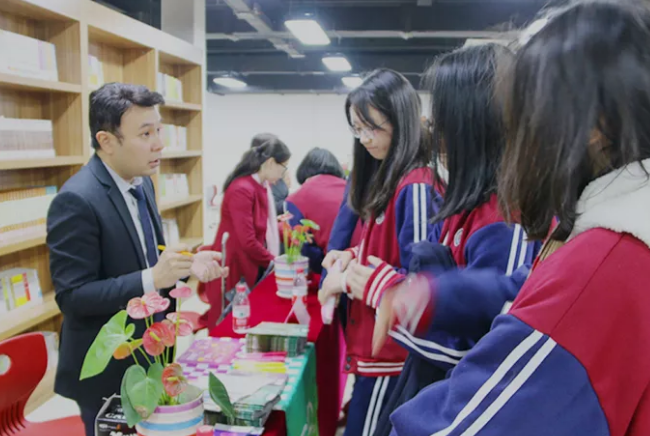 力邁中美國際高中：體驗(yàn)多元文化，培養(yǎng)國際化視野 