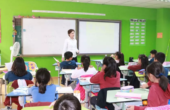 力邁中美·海南省儋州市小學英語骨干教師跟崗培訓
