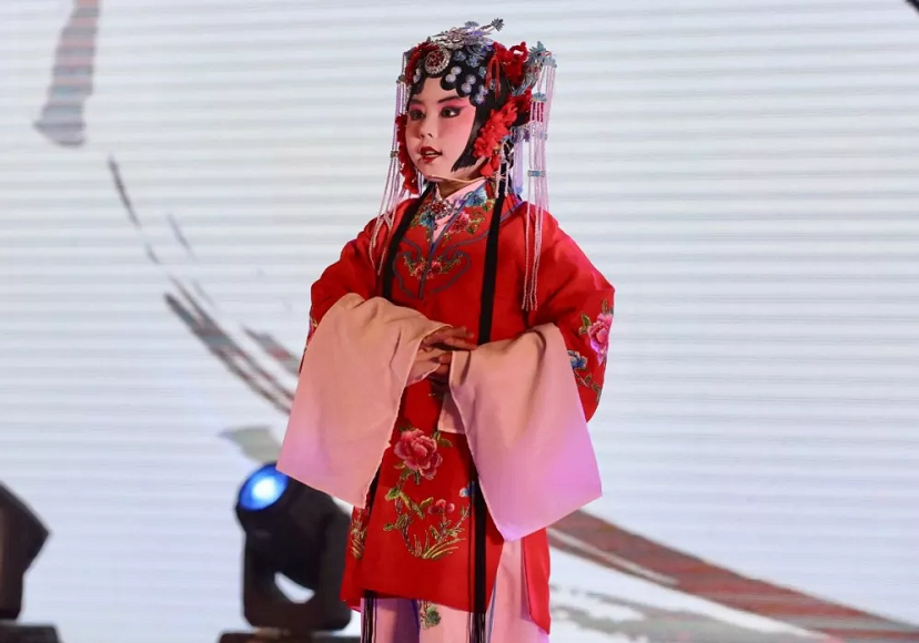 力邁中美國際學(xué)校