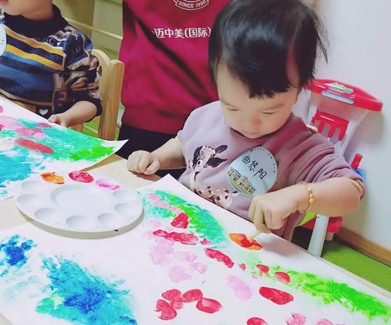 力邁烏魯木齊幼兒園親子體驗課我們|都是小藝術家
