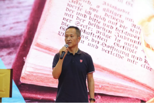 感恩母校，放飛夢想/力邁中美學(xué)校高三畢業(yè)典禮(圖7)