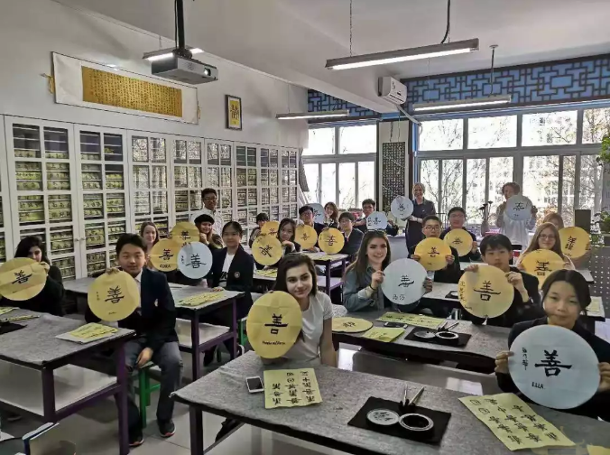 見字如面——用書法感受傳統(tǒng)的“味道”！(圖6)