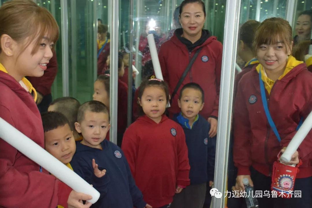 力邁幼兒園‖“走進(jìn)科技館 開啟科學(xué)夢(mèng)”參觀科技館活動(dòng)(圖20)