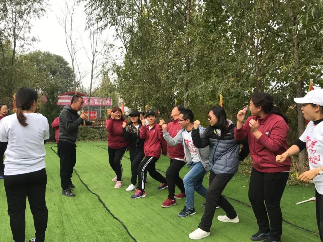 讓我們攜手共同成長/力邁中美國際學(xué)校班主任團建活動(圖22)