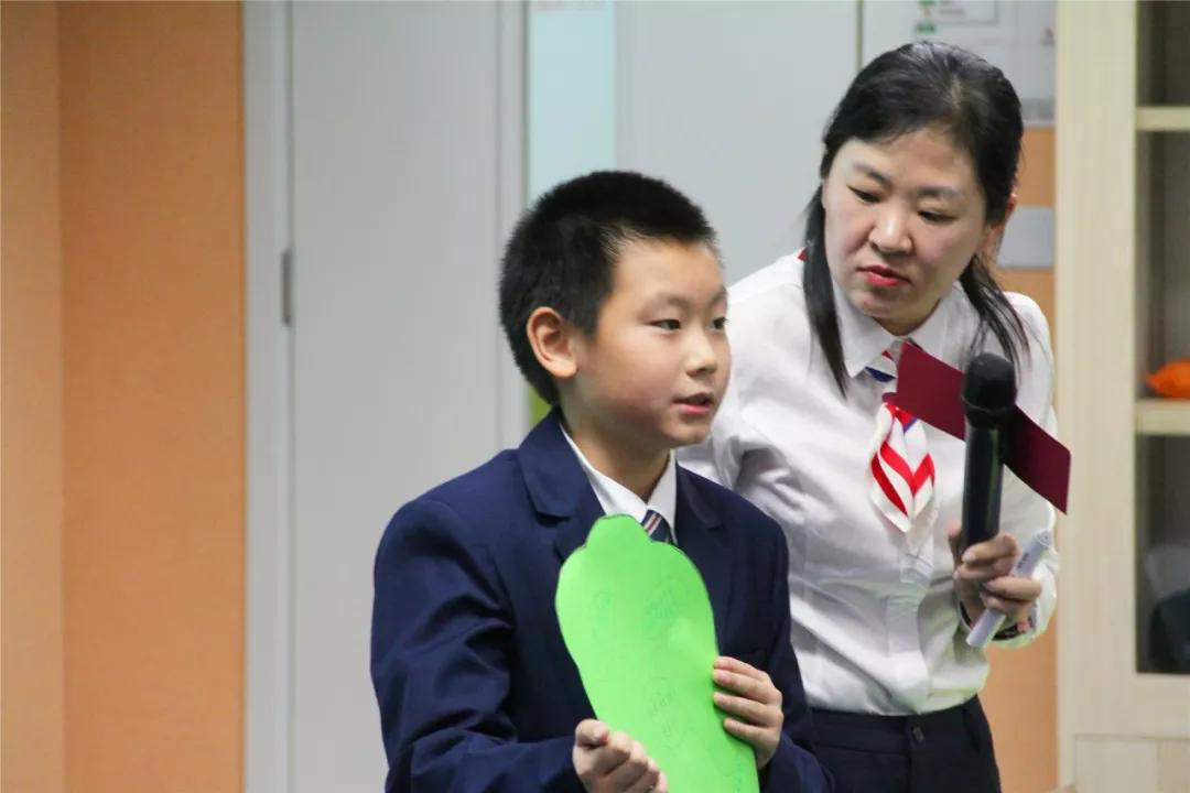 “愛與責(zé)任”相濟(jì)，“道德與法制”并重/力邁中美國際學(xué)校主題班會觀摩課(圖12)