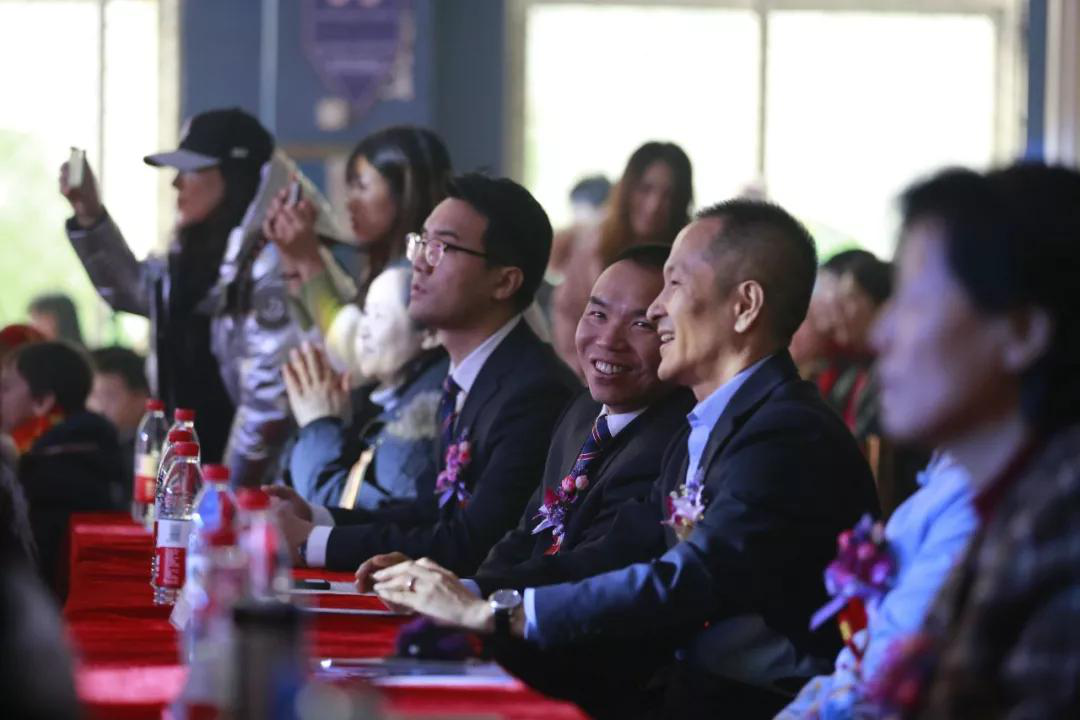 2020，我們乘著青春的翅膀/北京市力邁中美學校新年文藝匯演(圖39)