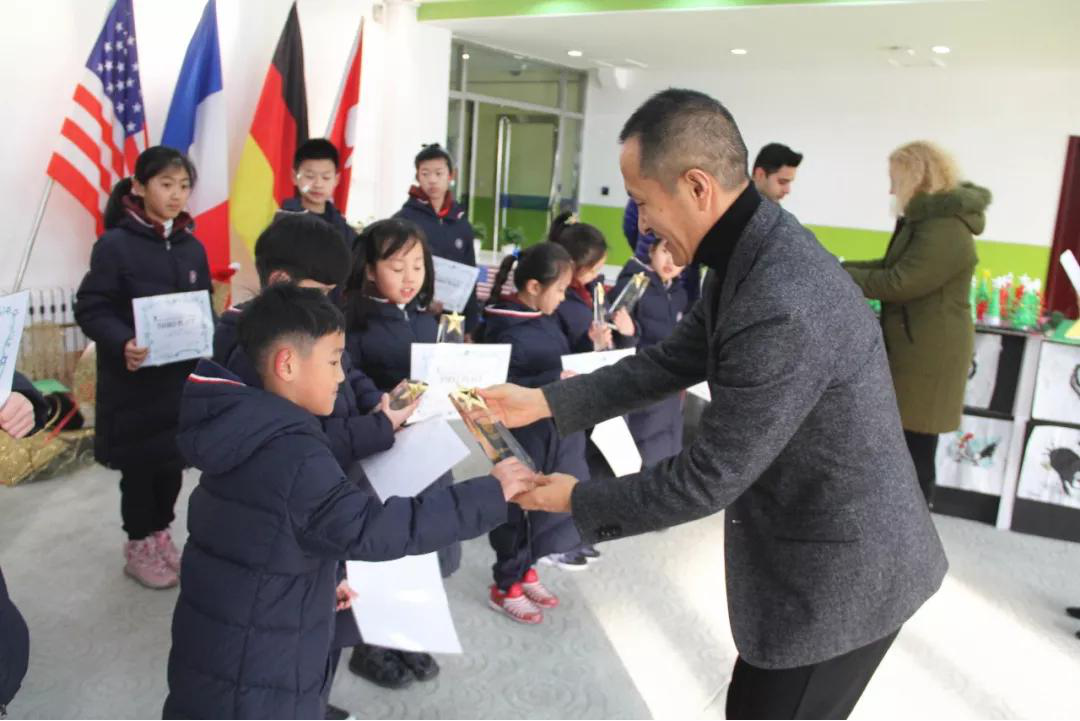 英語詞匯什么的，敢來和我打擂嗎？/力邁中美國(guó)際學(xué)校拼詞大賽Spelling Bee(圖46)