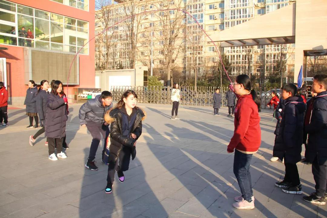 學(xué)得快樂，玩得開心/力邁中美國際學(xué)校課間操之跳繩比賽(圖5)