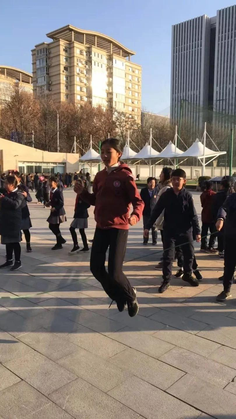 學(xué)得快樂，玩得開心/力邁中美國際學(xué)校課間操之跳繩比賽(圖15)