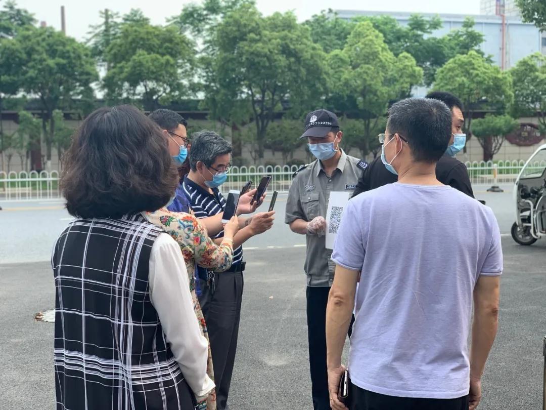 南昌力邁（國際）學(xué)校復(fù)學(xué)日｜春風(fēng)十里，不如校園有你(圖3)