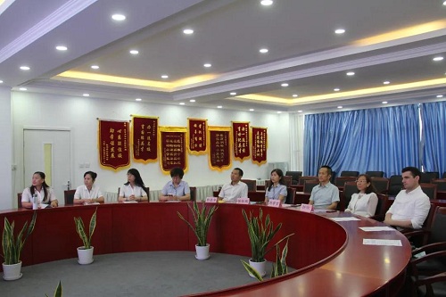 定格時(shí)光，以云寄情|力邁中美學(xué)校初高中畢業(yè)典禮(圖12)