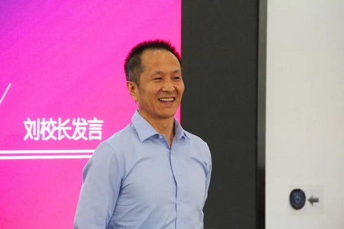 家校共育，做學(xué)生和家長(zhǎng)的引路人▕力邁中美國(guó)際學(xué)校家委會(huì)會(huì)議(圖6)