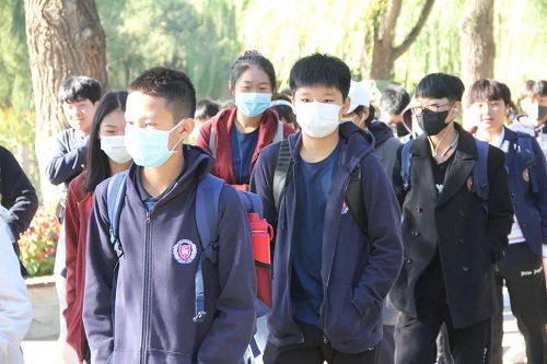 挑戰(zhàn)自我，錘煉班級文化|力邁中美國際學校中學生素質拓展訓練(圖5)