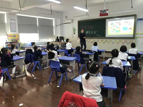 “做四有好老師，筑教育夢想”|力邁中美學(xué)校全校班主任基本功大賽——班會課展示活動(圖5)