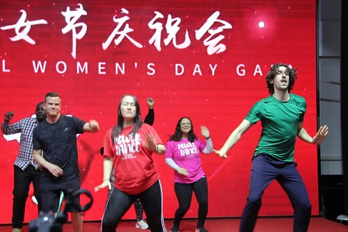 陽春三月，春風(fēng)十里不如你丨三八女神節(jié)快樂！(圖24)