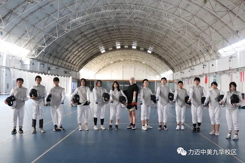 寶劍鋒從磨礪出｜前國(guó)家隊(duì)女子擊劍主教練王鈺女士執(zhí)教力邁國(guó)際高中！(圖11)