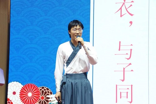 吟誦經(jīng)典文化，傳承中華文明 | 中學(xué)部文科組文史哲經(jīng)典講堂活動(dòng)(圖6)